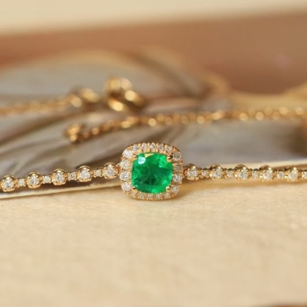 Diamond, Emerald, and Gold  Bracelet